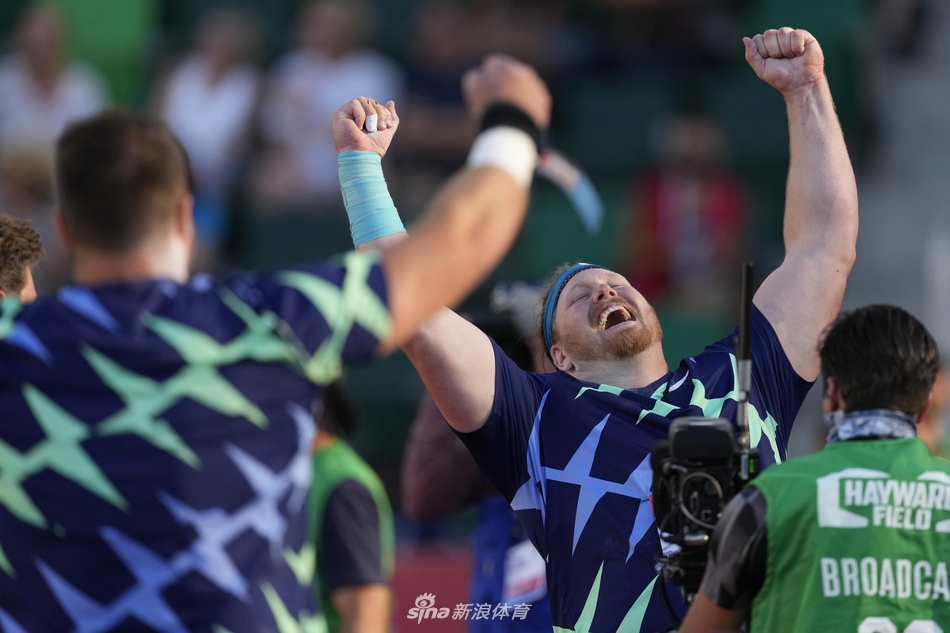 克劳瑟打破尘封31年男子铅球世界纪录