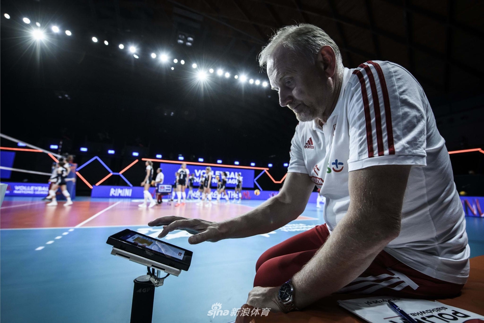 世联赛中国女排3-0波兰女排