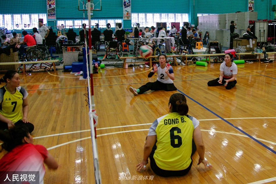 中国坐式排球队备战东京残奥会