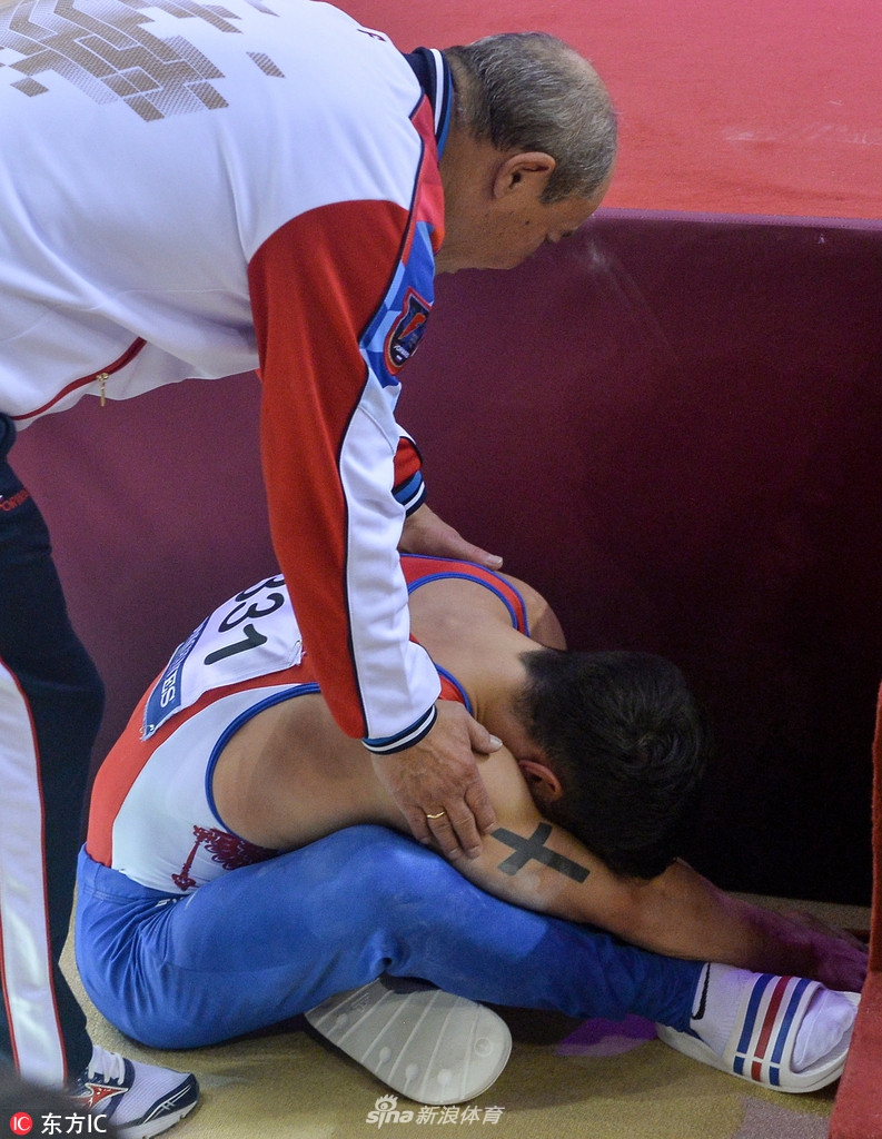 体操世锦赛中国男团惊险夺冠