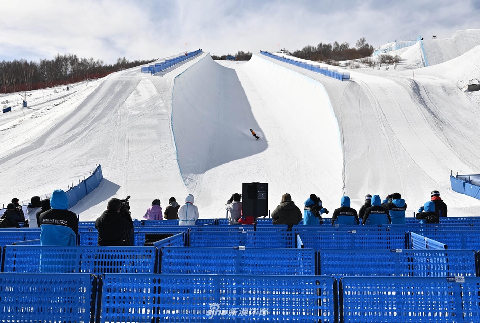 北京冬奥会和冬残奥会举行测试活动