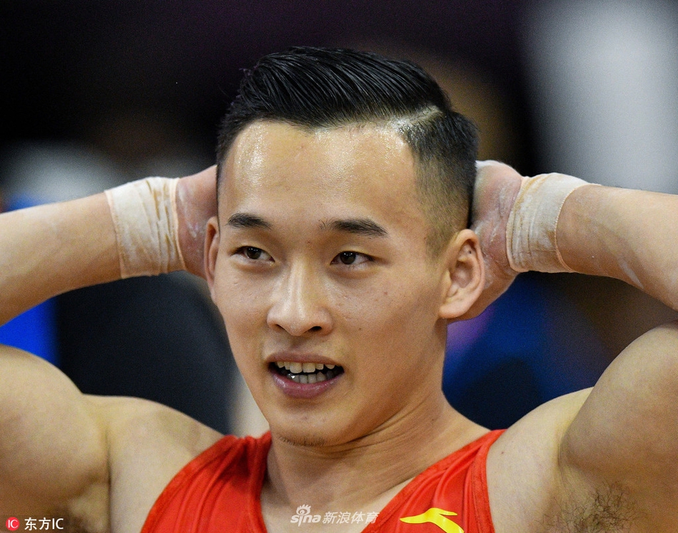 体操世锦赛中国男团惊险夺冠