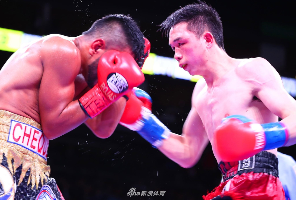 新浪直击徐灿赢得WBA世界金腰带