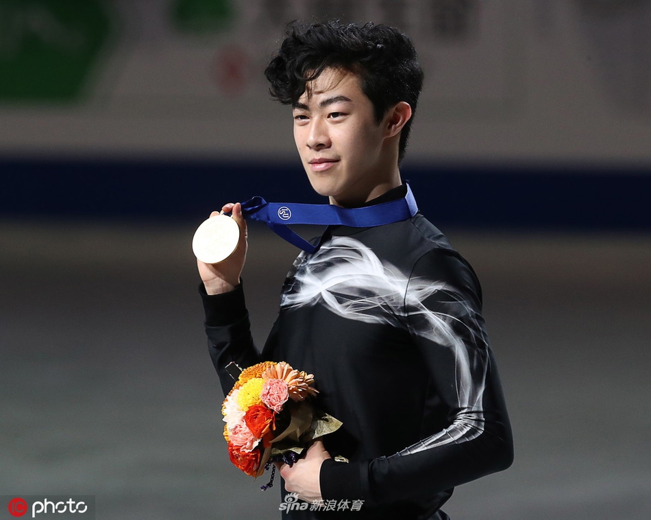花滑世锦赛陈巍男单卫冕