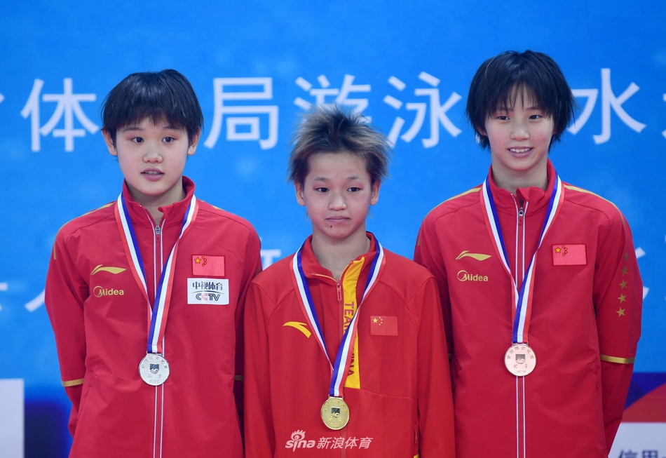 全国跳水冠军赛：女子十米跳台决赛全红婵夺冠