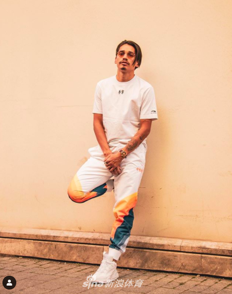 短道速滑刘少林刘少昂兄弟布达佩斯街拍