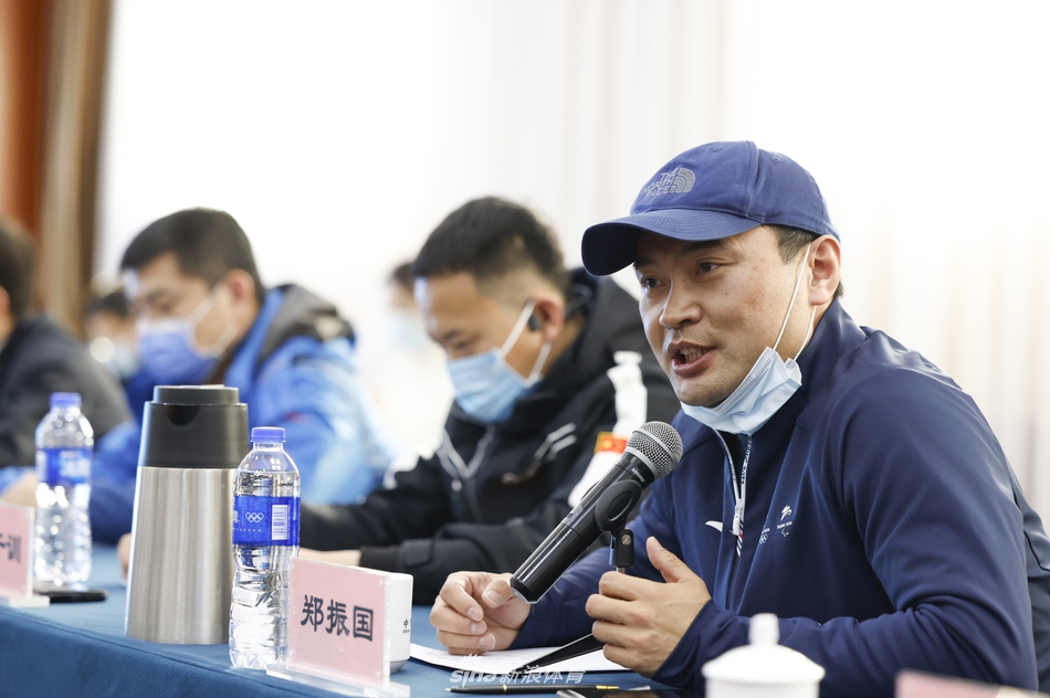 郑振国 国家高山滑雪中心竞赛主任