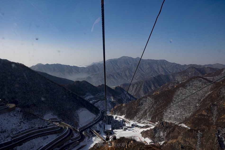 新浪直击：探访冬奥会延庆赛区国家高山滑雪中心