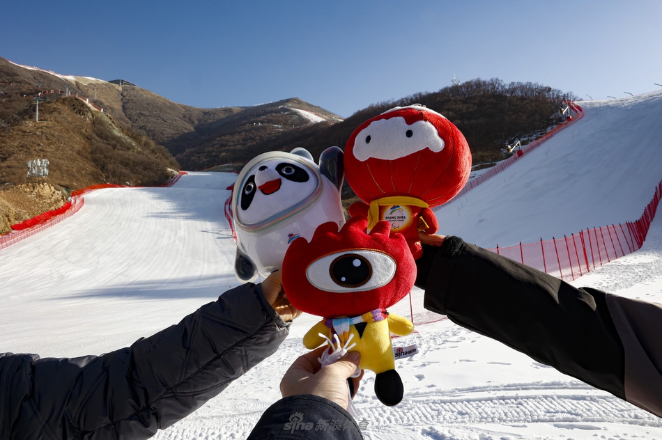 新浪直击：探访冬奥会延庆赛区国家高山滑雪中心