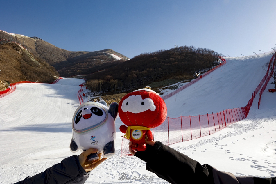 新浪直击：探访冬奥会延庆赛区国家高山滑雪中心