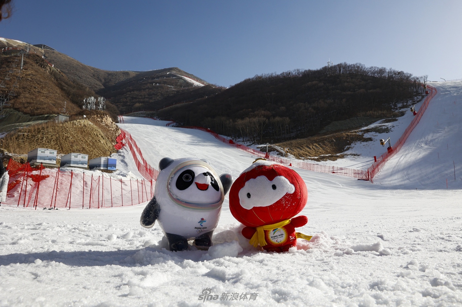 新浪直击：探访冬奥会延庆赛区国家高山滑雪中心