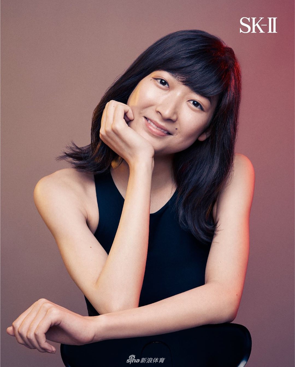 池江璃花子晒干练短发照