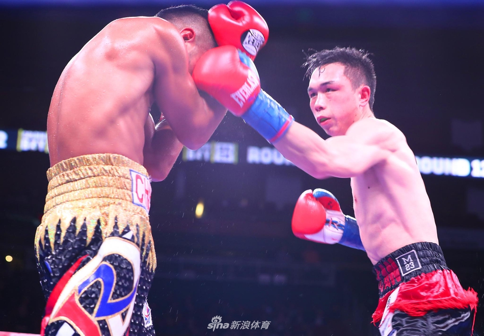 新浪直击徐灿赢得WBA世界金腰带