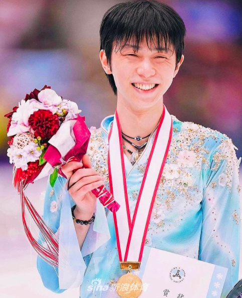 花滑全日赛 羽生结弦夺冠