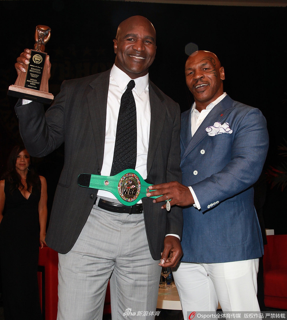 回顾泰森霍利菲尔德冰释前嫌