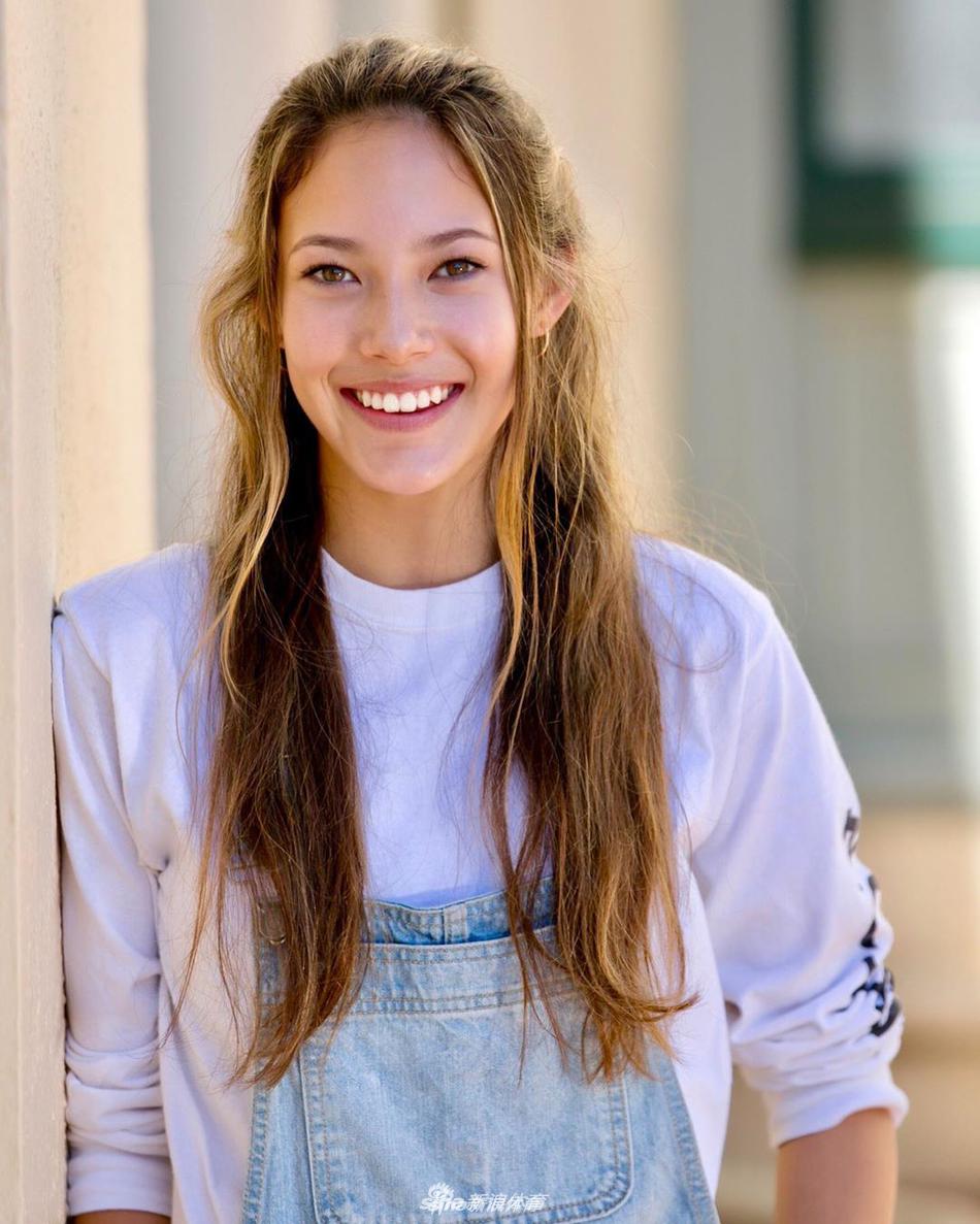 滑雪入籍美女谷爱凌16天内夺3冠