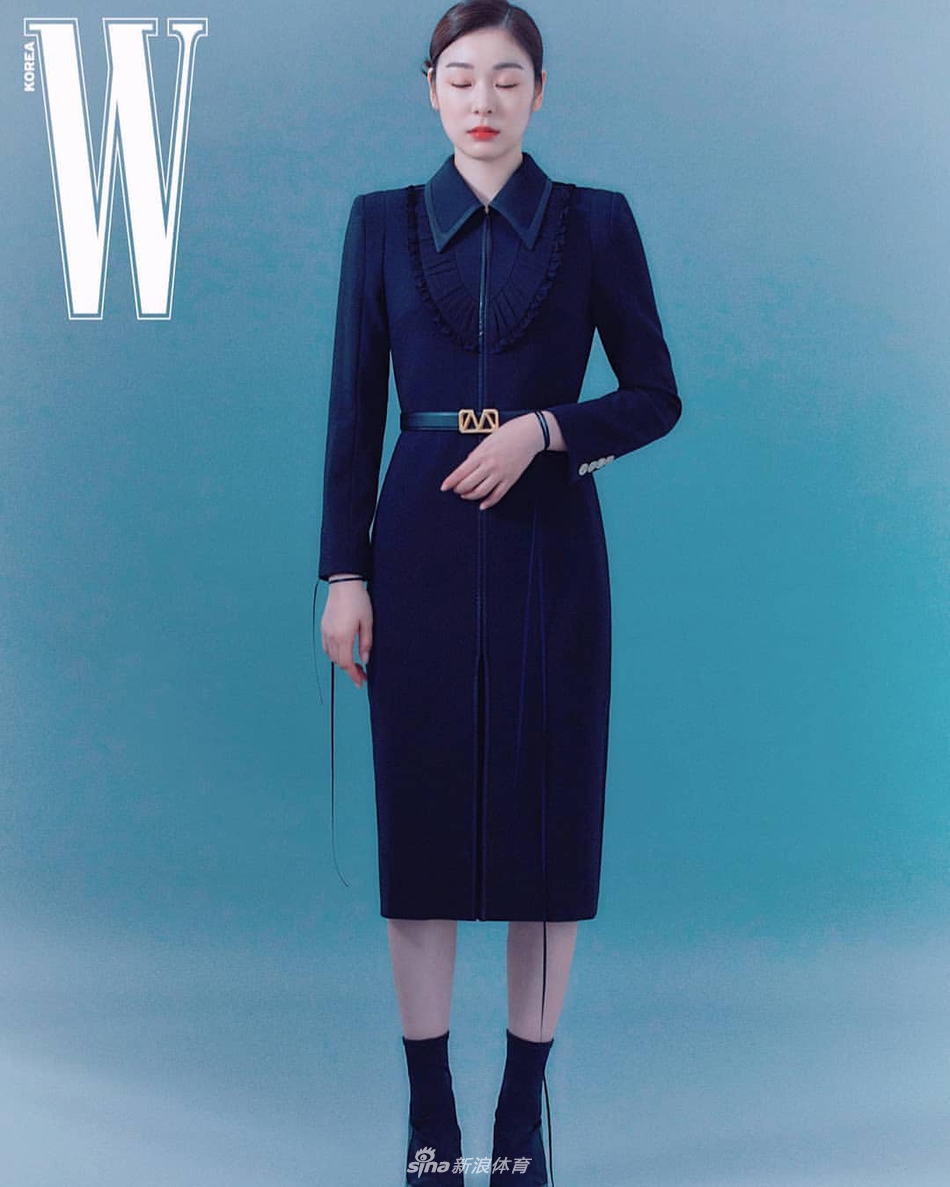 金妍儿为杂志拍摄时尚大片