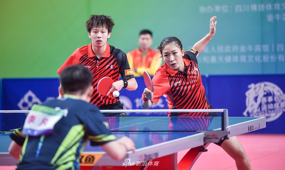 刘诗雯出战全运会乒乓球资格赛
