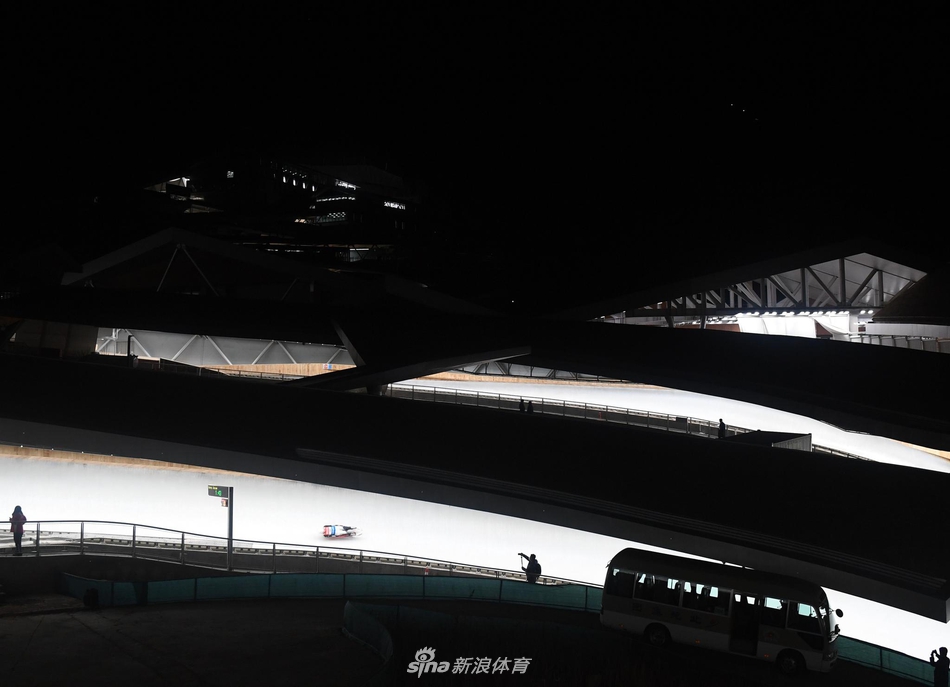 北京冬奥会和冬残奥会举行测试活动