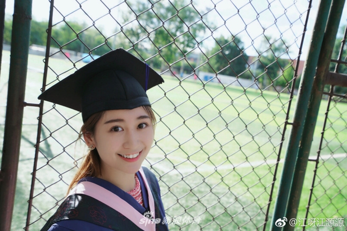 江钰源，从清纯女孩到疑似小三