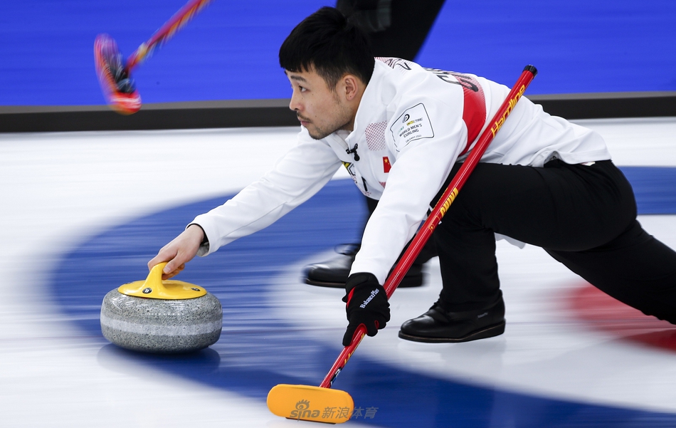 男子冰壶世锦赛中国斩获第二胜