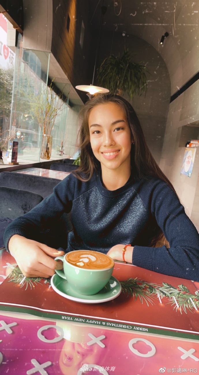 混血艺术体操少女获得中国国籍