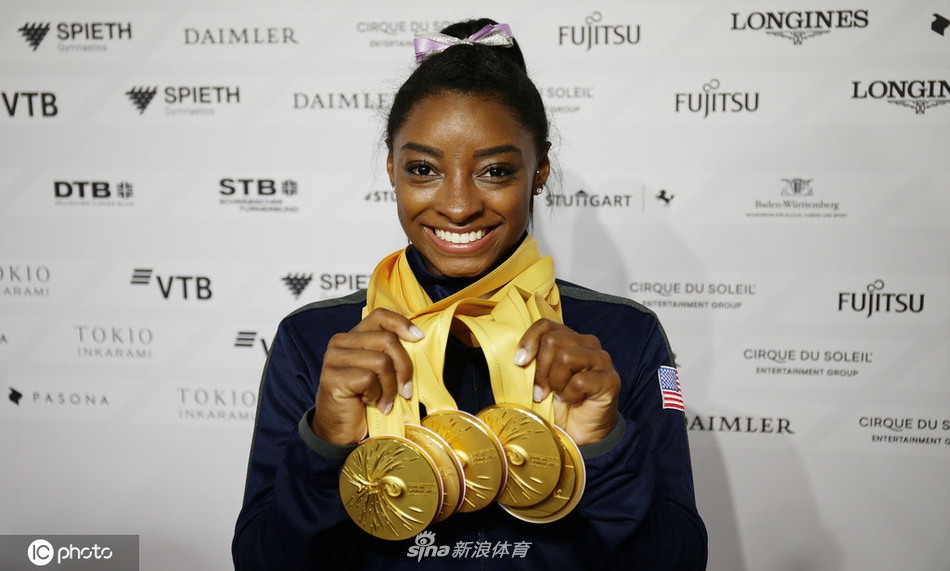 拜尔斯大秀世锦赛五金