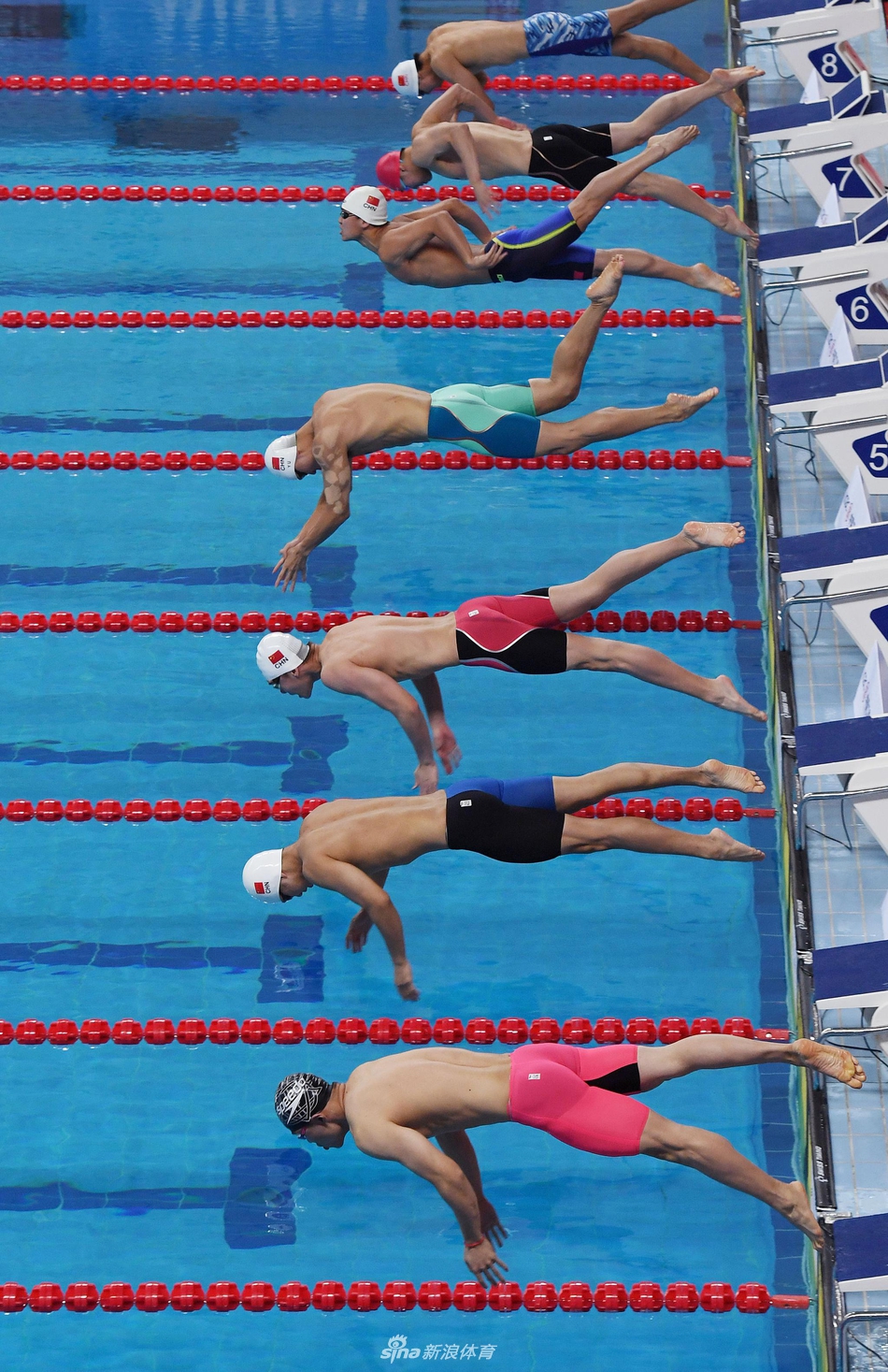 余贺新创造男子50米自由泳新全国纪录_高清图集_新浪网