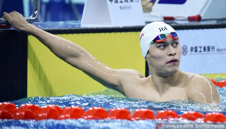 冠军赛男子200米自由泳半决赛孙杨第一