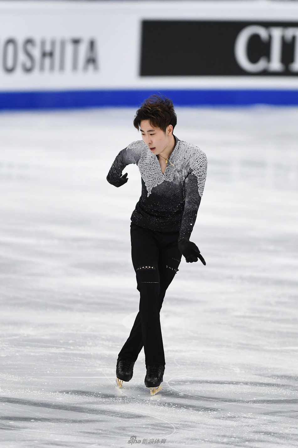 花滑世锦赛闫涵金博洋出战自由滑