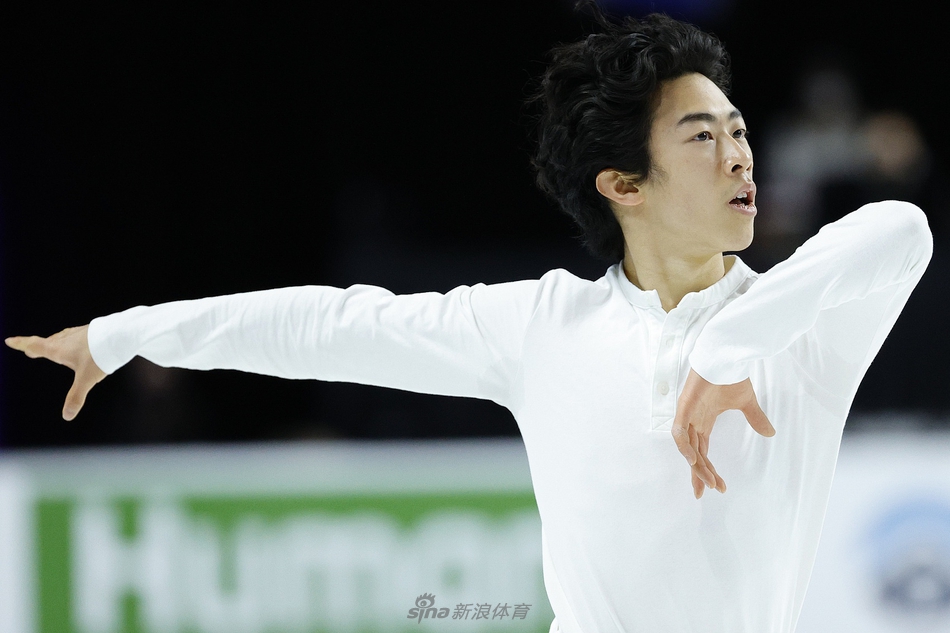 花滑全美赛陈巍短节目第一