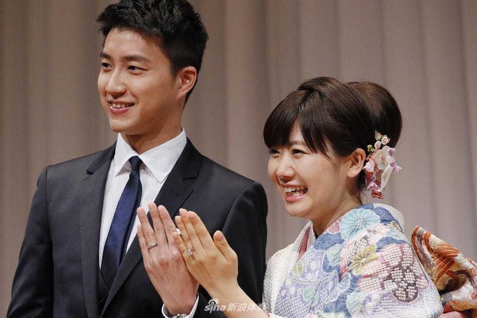 被曝婚变后江宏杰首更动态 与孩子一起为福原爱妈妈庆生