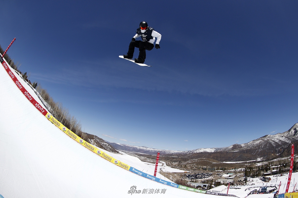 肖恩-怀特复出亮相单板滑雪世界杯