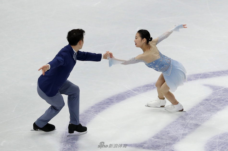 彭程/金杨短节目第五 比赛服出状况