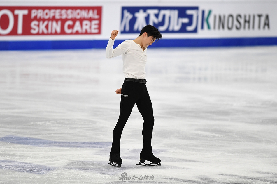 花滑世锦赛陈巍短节目第三