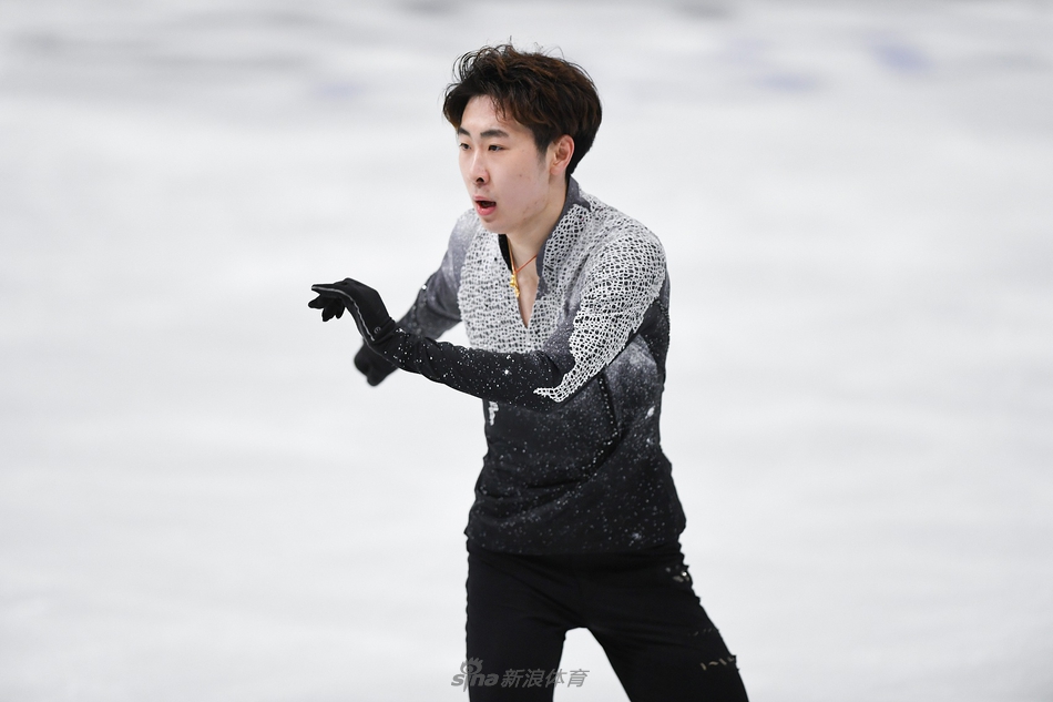 花滑世锦赛闫涵金博洋出战自由滑