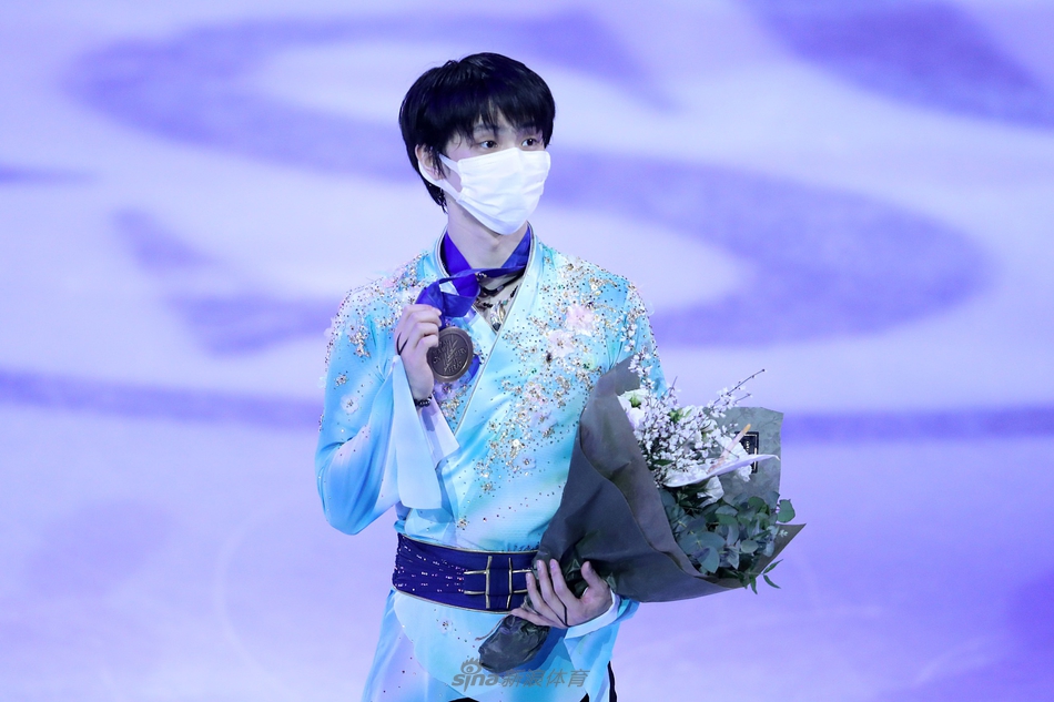 花滑世锦赛羽生结弦获得铜牌