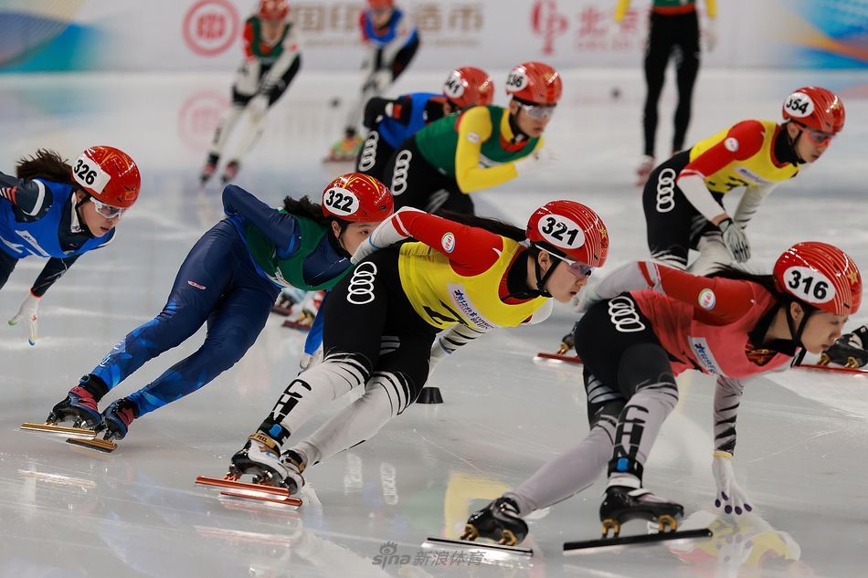 武大靖领衔冬奥短道速滑测试活动