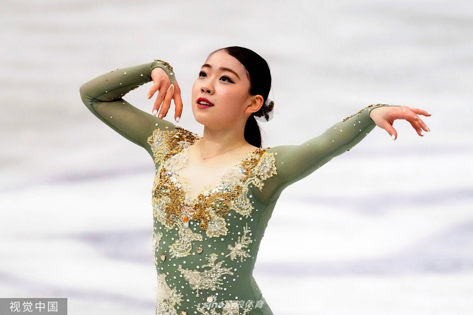 花滑世团赛落幕 俄罗斯夺冠