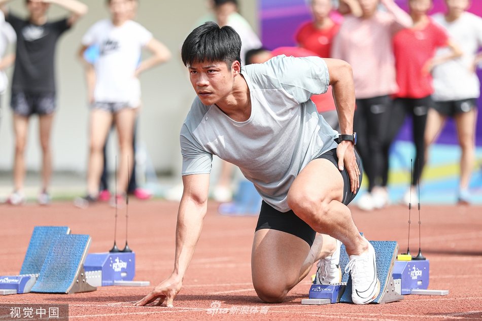 田径分区邀请赛华东赛区 苏炳添谢震业备战