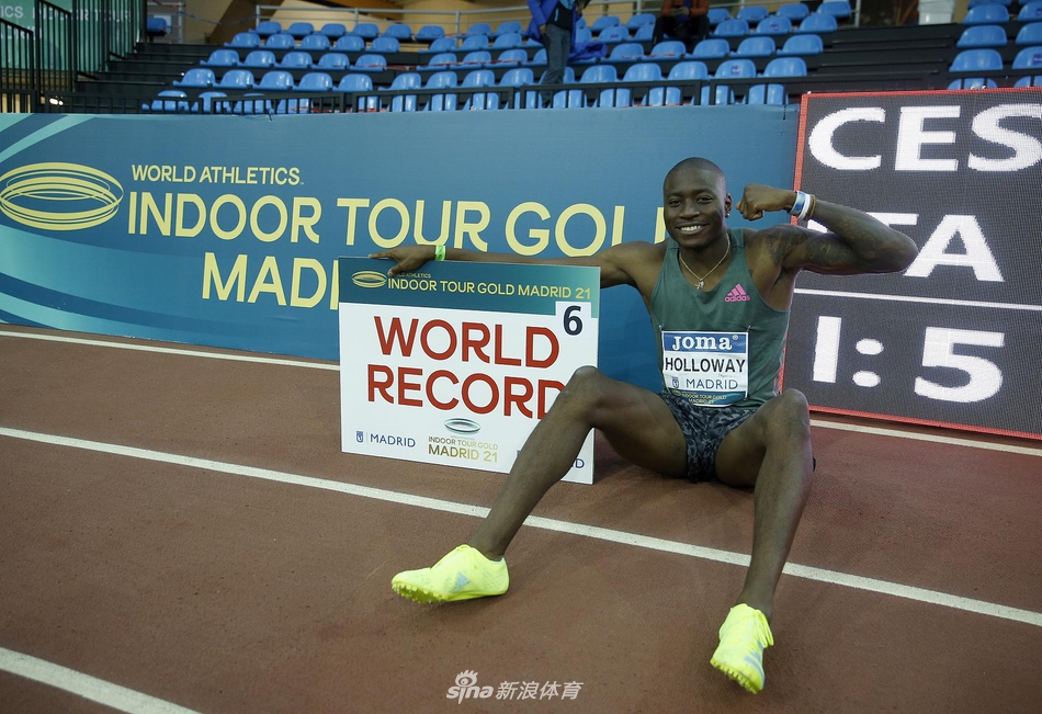 霍洛威打破男子60米栏世界纪录