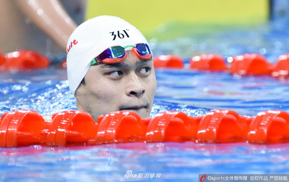 冠军赛男子200米自由泳半决赛孙杨第一