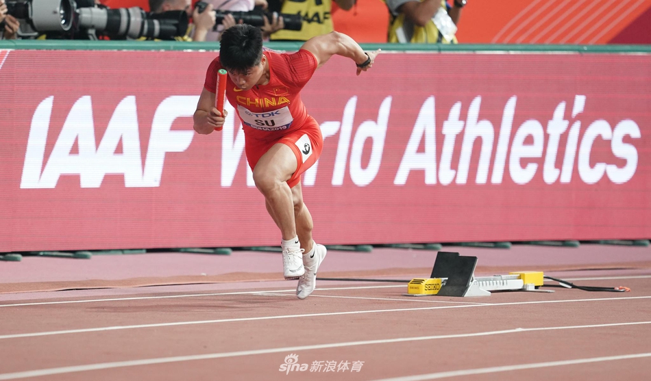 田径世锦赛男子4X100米接力 中国队晋级决赛