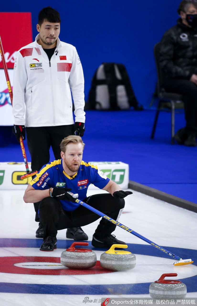 男子冰壶世锦赛中国不敌瑞典