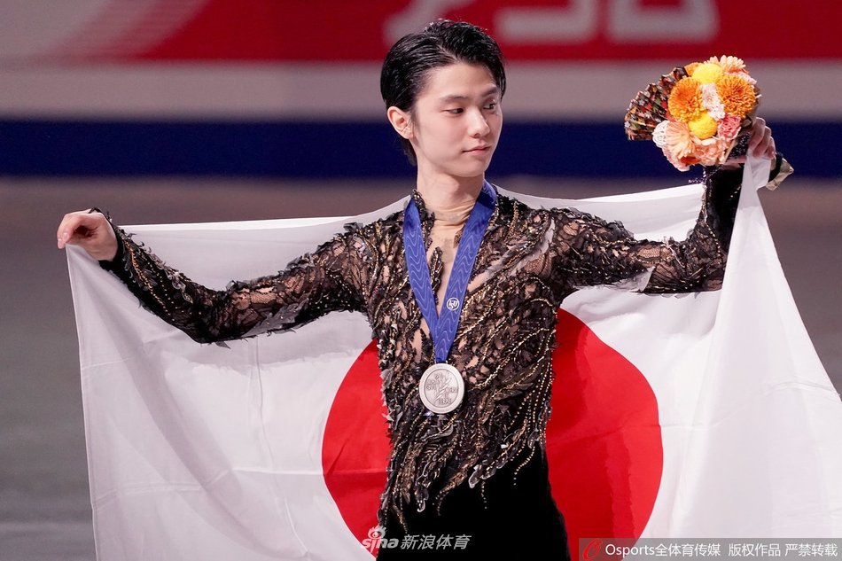 花滑世锦赛羽生结弦破300分摘银