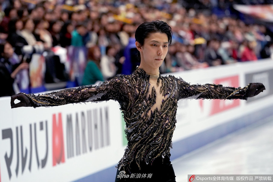 花滑世锦赛羽生结弦破300分摘银