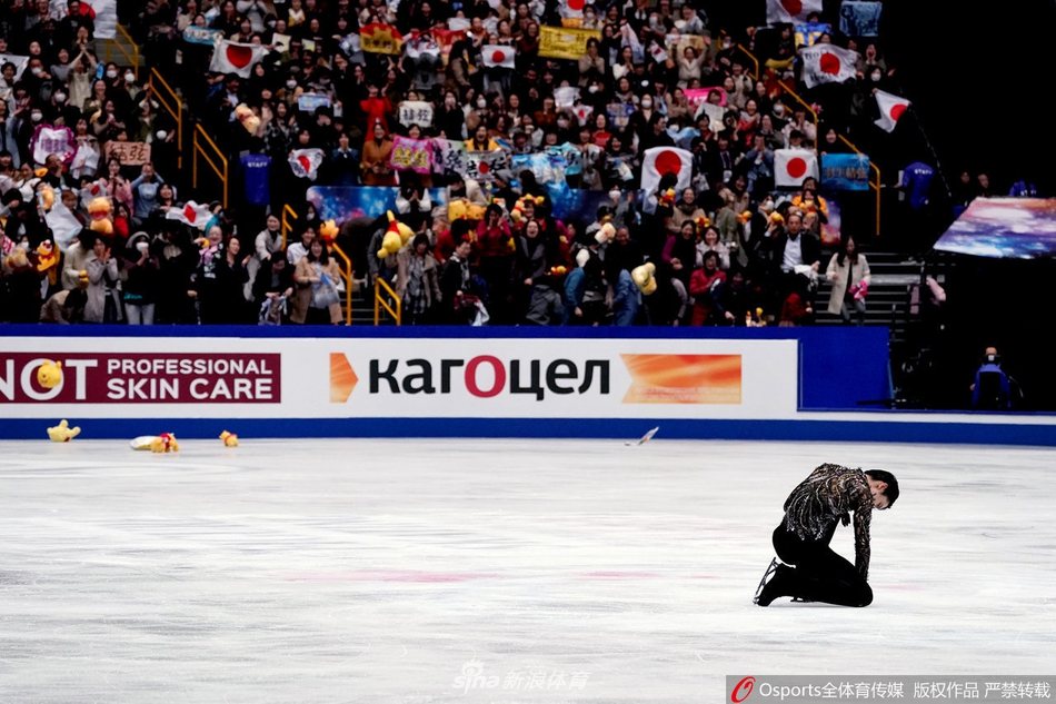 花滑世锦赛羽生结弦破300分摘银