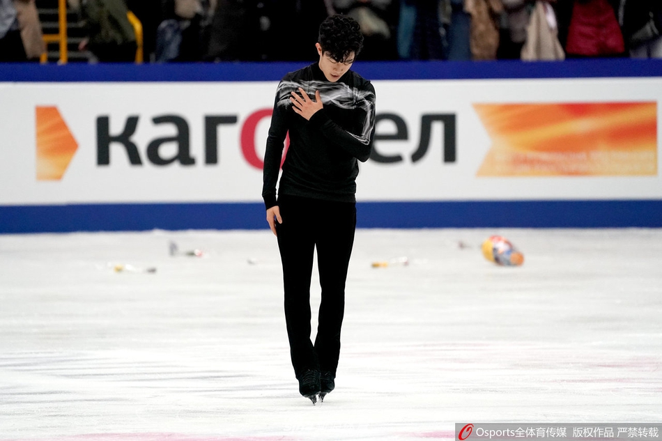 花滑世锦赛陈巍男单卫冕