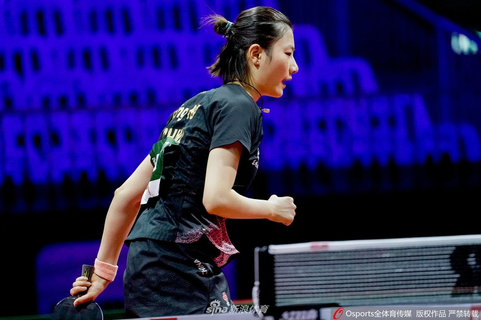 世乒赛女单1/16决赛:丁宁4-0迪亚兹