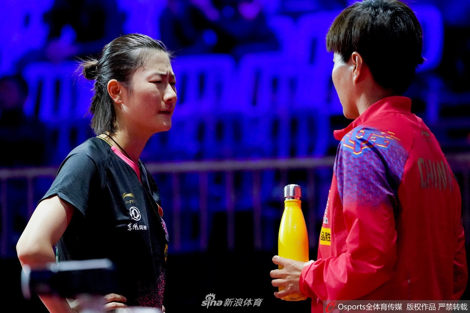 世乒赛女单1/16决赛:丁宁4-0迪亚兹